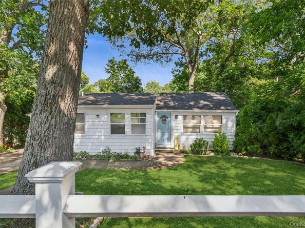 39 Gould Road, Centereach NY 11720