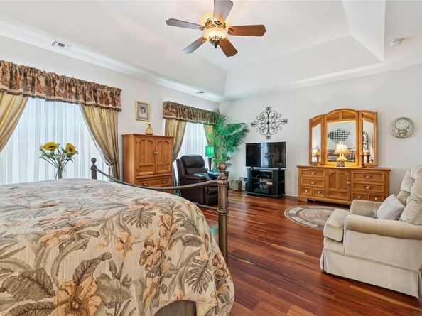 13 Graycrest Court, Mount Sinai NY 11766