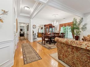 13 Graycrest Court, Mount Sinai NY 11766