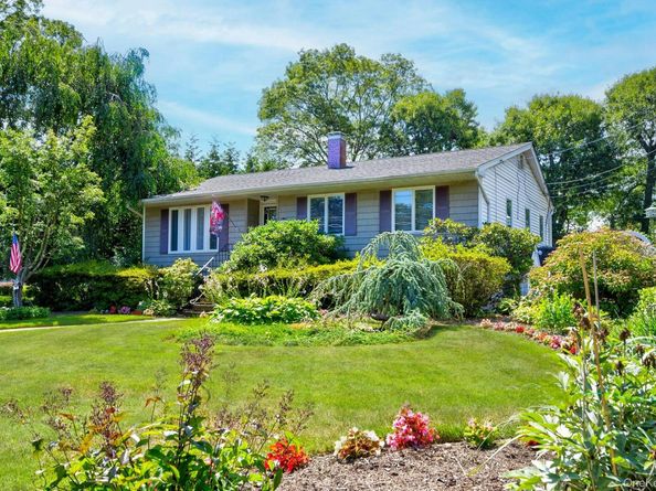 10 Dean Street, Port Jefferson Station NY 11776