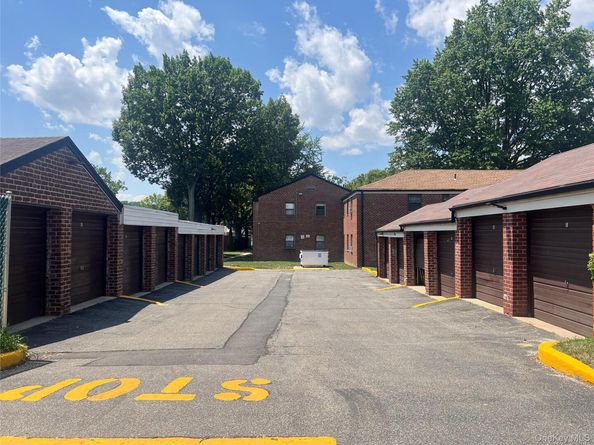 196-19 69th Avenue 2, Fresh Meadows NY 11365