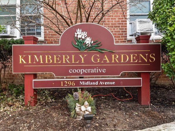 1296 Midland Avenue L2, Yonkers NY 10704