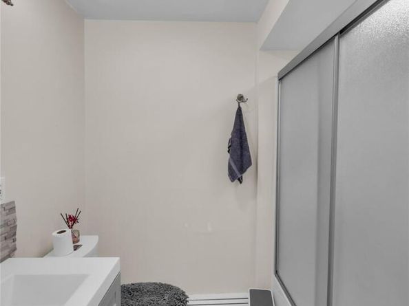 756 Bohemia Parkway, Sayville NY 11782