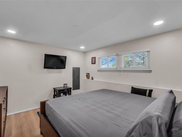 756 Bohemia Parkway, Sayville NY 11782