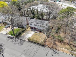 756 Bohemia Parkway, Sayville NY 11782