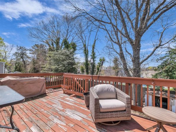 756 Bohemia Parkway, Sayville NY 11782