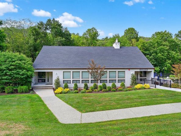 19 Redwood Drive, Somers NY 10589