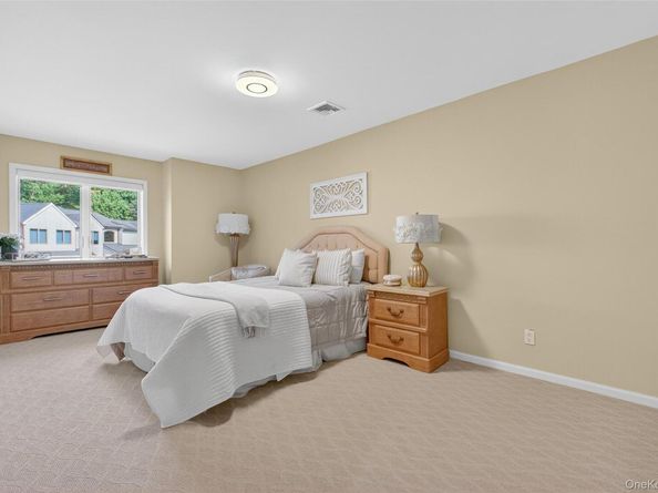 19 Redwood Drive, Somers NY 10589