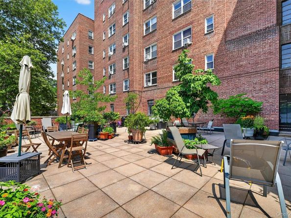 474 W 238th Street 6A, Bronx NY 10463