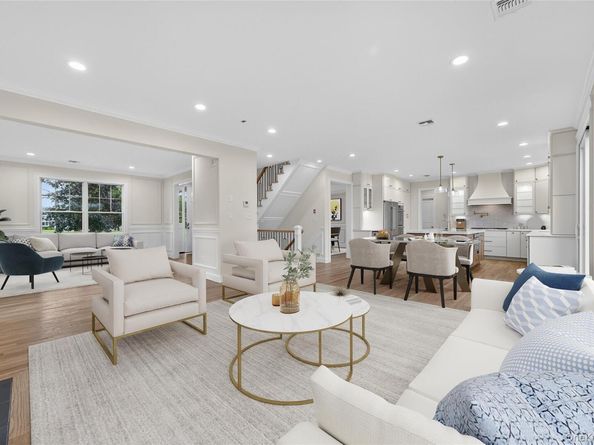 229 Brixton Road, Garden City NY 11530