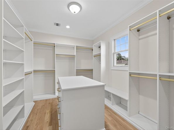 229 Brixton Road, Garden City NY 11530