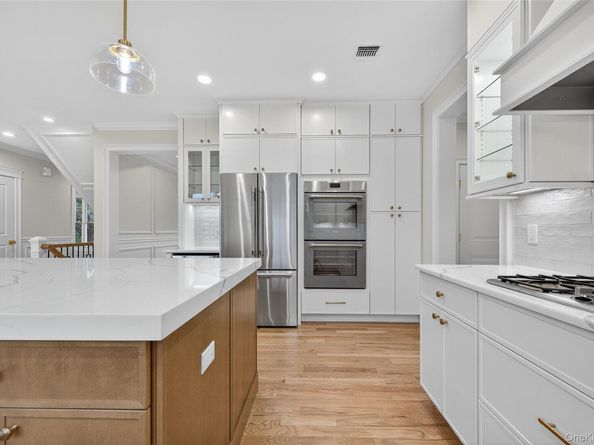 229 Brixton Road, Garden City NY 11530