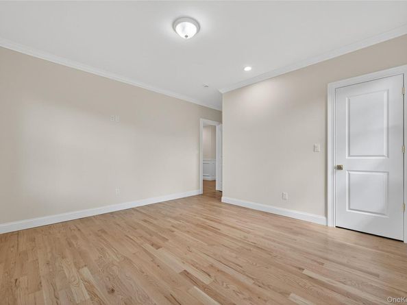 229 Brixton Road, Garden City NY 11530