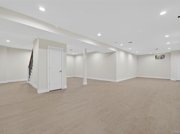 229 Brixton Road, Garden City NY 11530