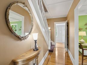 457 Secatogue Avenue, Farmingdale NY 11735