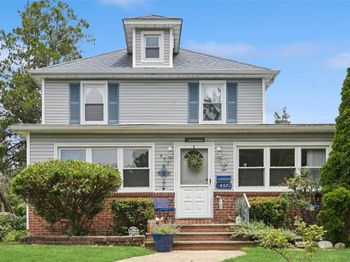 457 Secatogue Avenue