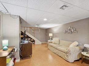 457 Secatogue Avenue, Farmingdale NY 11735