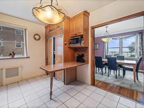 162-41 Powells Cove Boulevard 4D, Beechhurst NY 11357