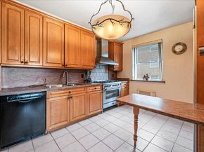 162-41 Powells Cove Boulevard 4D, Beechhurst NY 11357