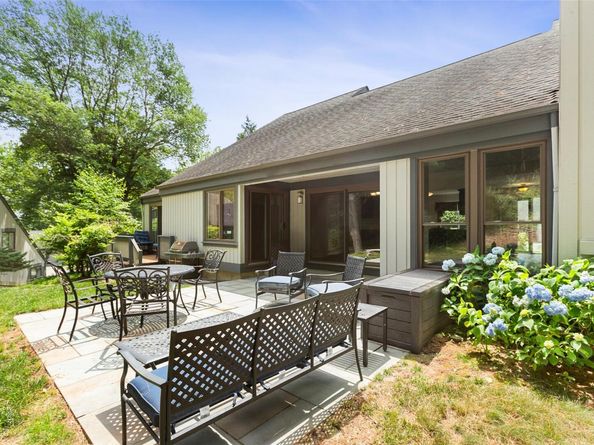 356 Heritage Hills B, Somers NY 10589