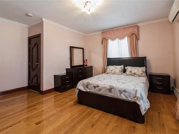 166-21 Goethals Avenue, Jamaica Estates NY 11432