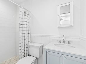120 Talmage Farm Lane, East Hampton NY 11937