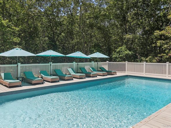 120 Talmage Farm Lane, East Hampton NY 11937