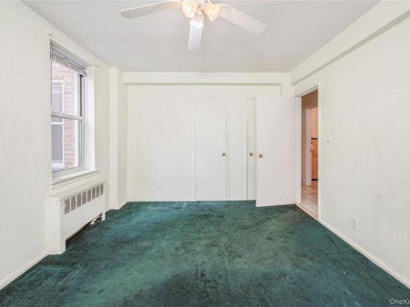 2 Louisiana Avenue 3C, Bronxville NY 10708