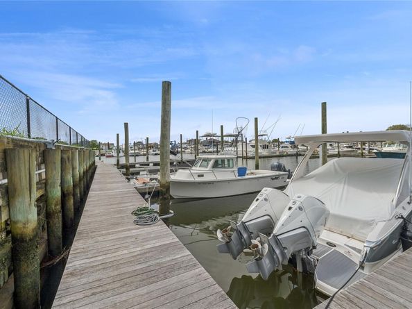 43 Ocean Watch, Freeport NY 11520