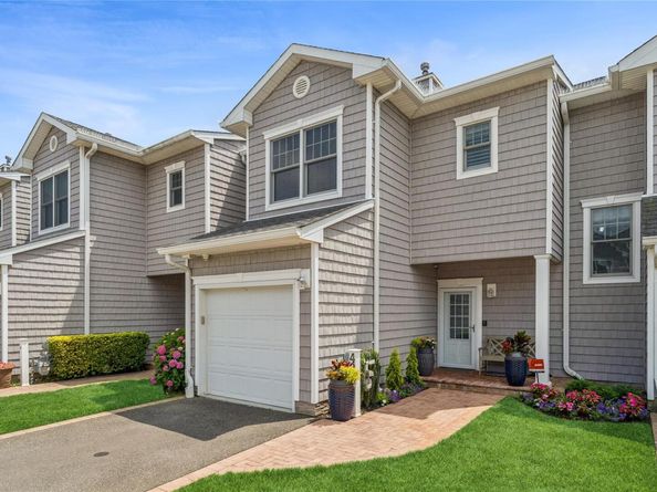 43 Ocean Watch, Freeport NY 11520