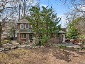 32 Merriam Place, Bronxville NY 10708