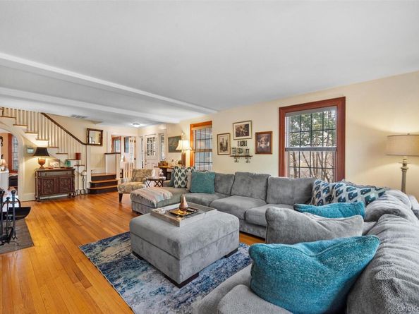 32 Merriam Place, Bronxville NY 10708