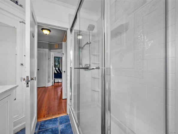 32 Merriam Place, Bronxville NY 10708