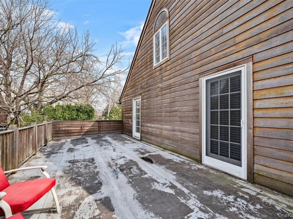 32 Merriam Place, Bronxville NY 10708