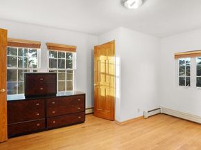 5 Garfield Place, Roslyn Heights NY 11577