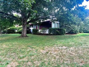 100 Woodford Road, Scarsdale NY 10583