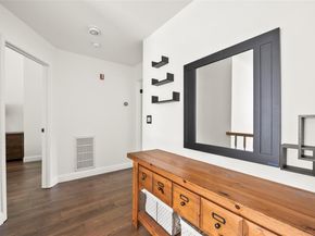 95 Erin Lane, Setauket NY 11733