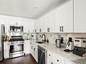 95 Erin Lane, Setauket NY 11733