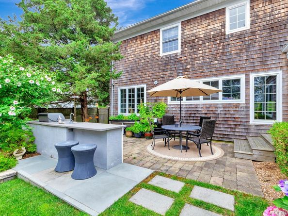 51 Halsey Road, Remsenburg NY 11960