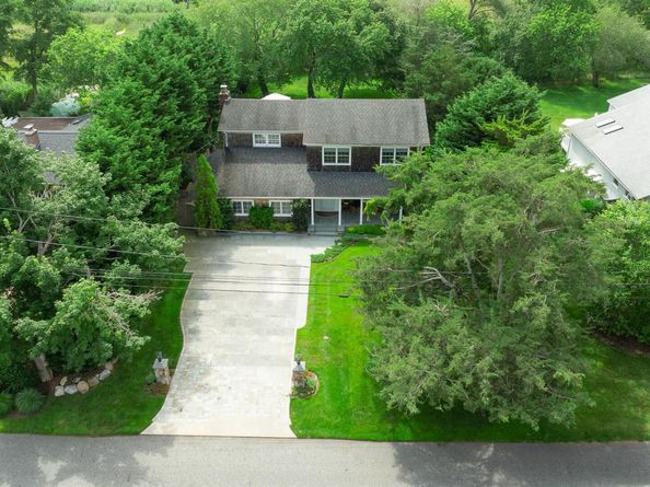 51 Halsey Road, Remsenburg NY 11960