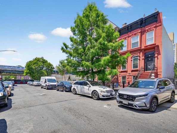 17 Palmetto Street, Brooklyn NY 11221