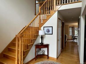 956 N Park Avenue, Massapequa NY 11758