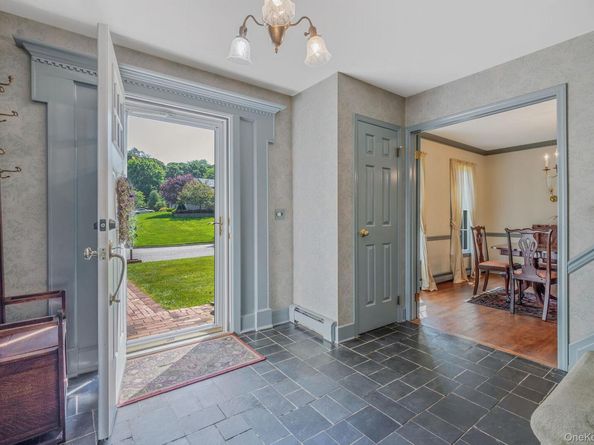 2 Seaview Lane, Mount Sinai NY 11766