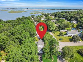 2 Seaview Lane, Mount Sinai NY 11766