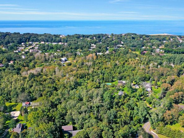 965 Breakwater Road, Mattituck NY 11952