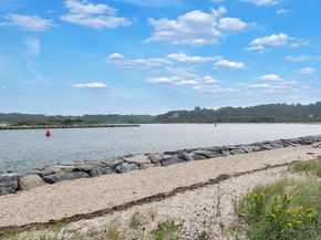 965 Breakwater Road, Mattituck NY 11952