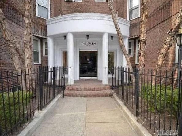 7215 37th Avenue 3H, Jackson Heights NY 11372