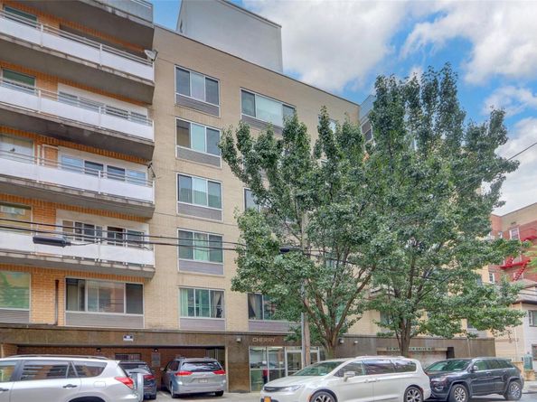 4317 Union Street 5A, Flushing NY 11355