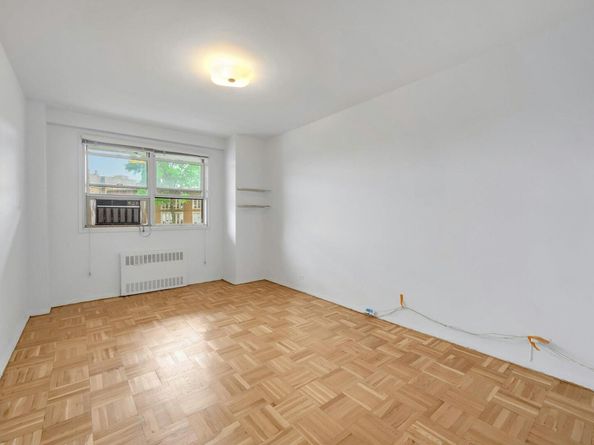 3530 Henry Hudson Parkway 1B, Bronx NY 10463