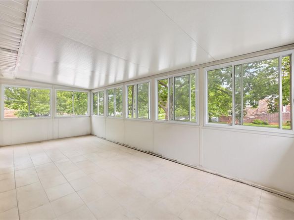 154-70 11th Avenue, Beechhurst NY 11357